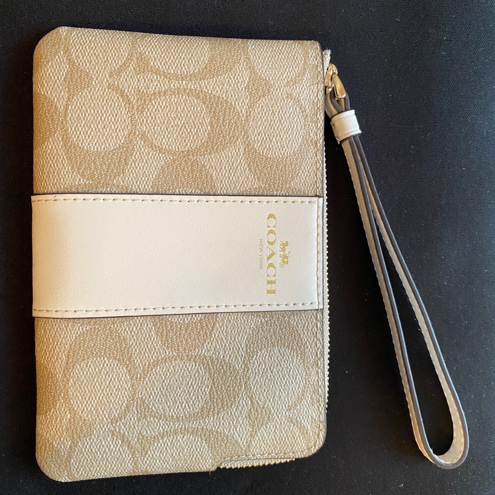 Coach wristlet